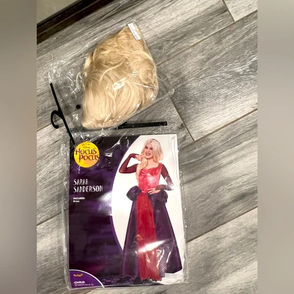 Spirit | Costumes | Nwnt Hocus Pocus Sarah Sanderson Dress Wig | Poshmark